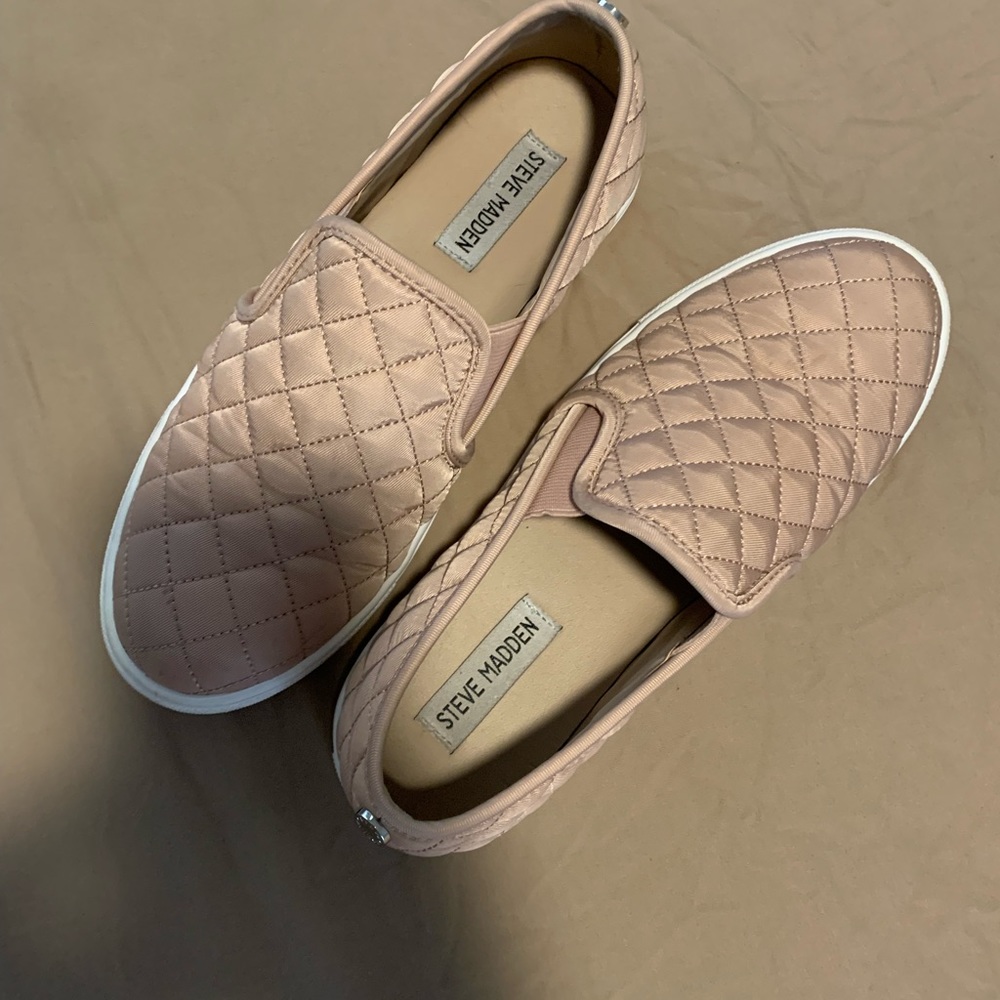 Steve Madden sneakers pink